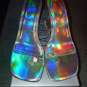 ----Woman's clear sandal TODAY ONLY